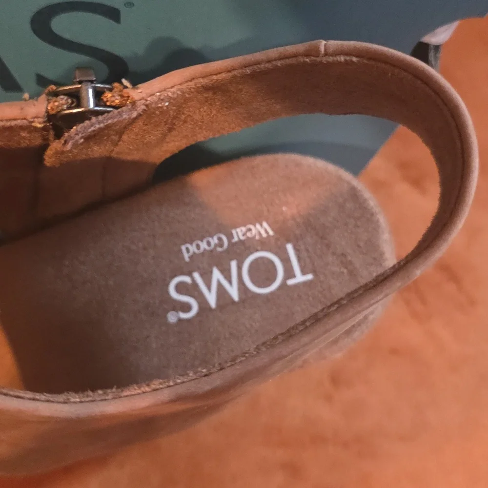 TOMS Women's Brown Wedge Sandals